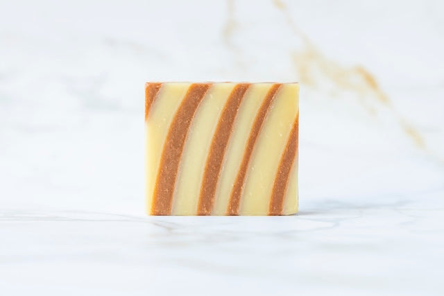 Savon surgras naturel et artisanal pour chien