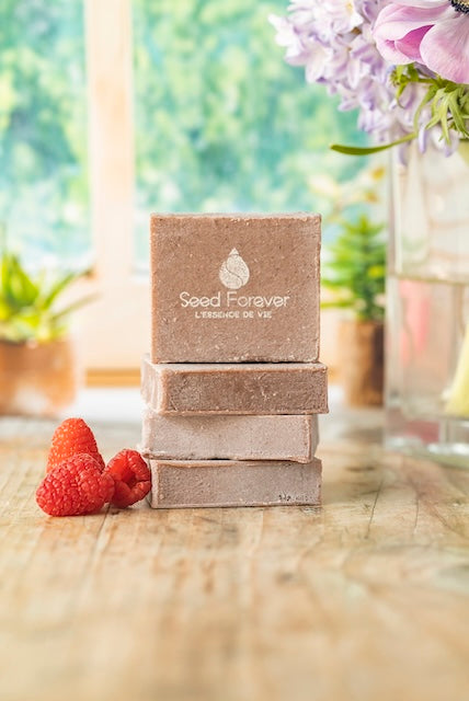 Savon artisanal surgras à la framboise pour un usage quotidien